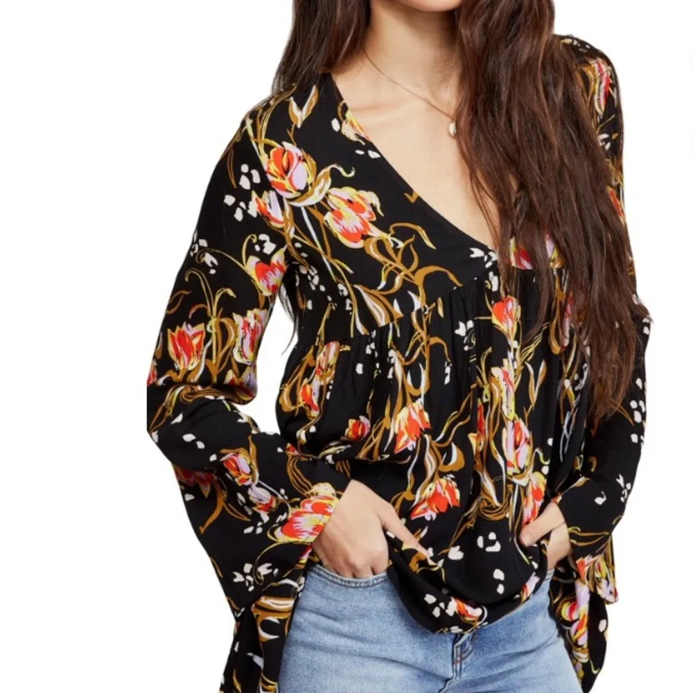 Free People Bella Printed Black Onyx Floral Tunic Size Medium